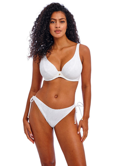 Nomad Nights White High Apex Bikini Top